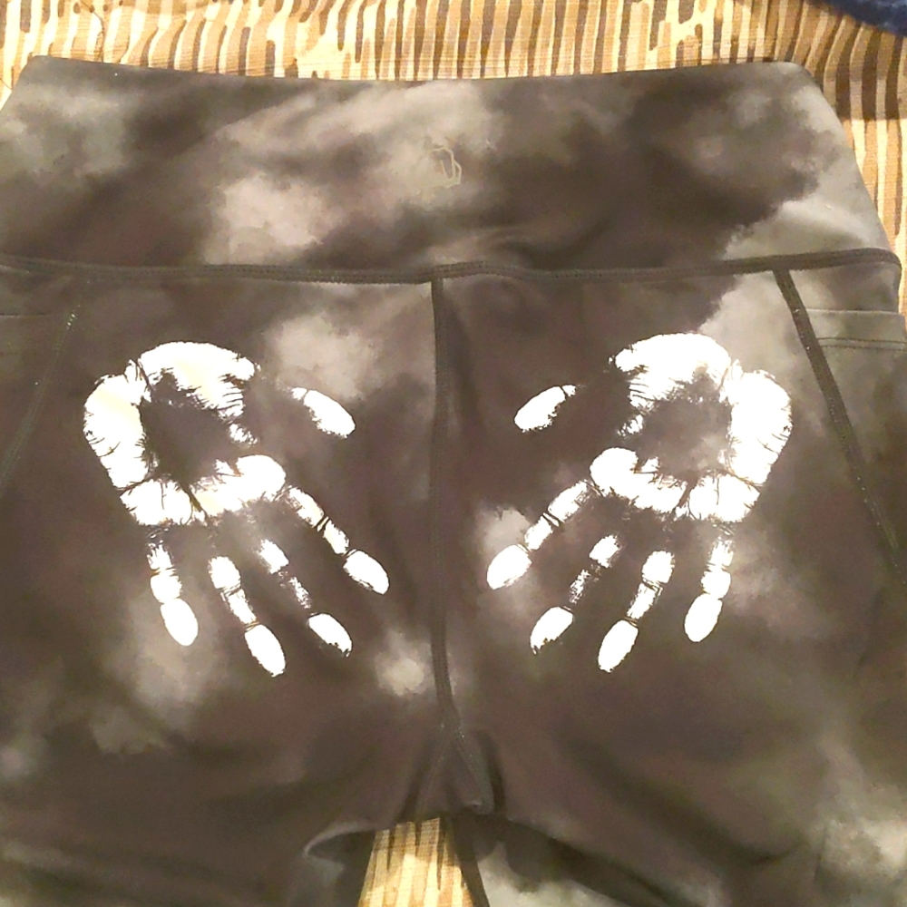 Workout capris leggings in excellent condition, smoke free home